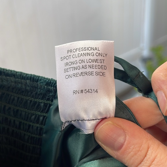 B.Darlin - Juniors' Pleated-Bodice High-Slit Evening Gown - Hunter Green  7/8 - Picture 17 of 17